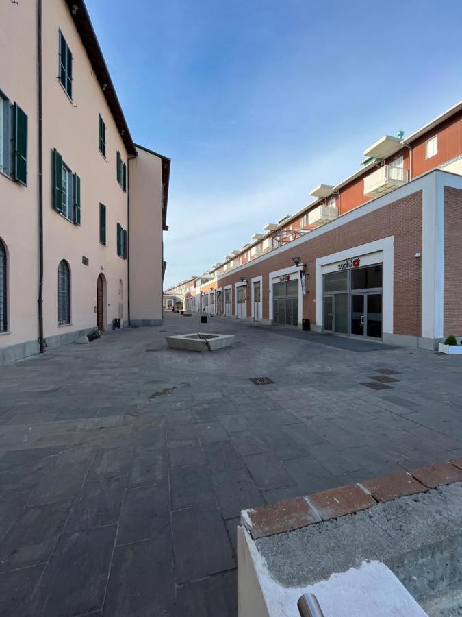 Kasia Porta Sul Mare Di Livorno Free Parking Exterior foto